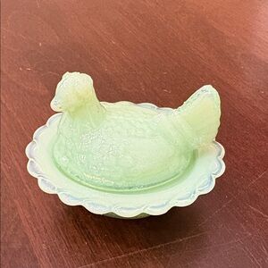 Mosser Mini Hen on A Nest Jadeite